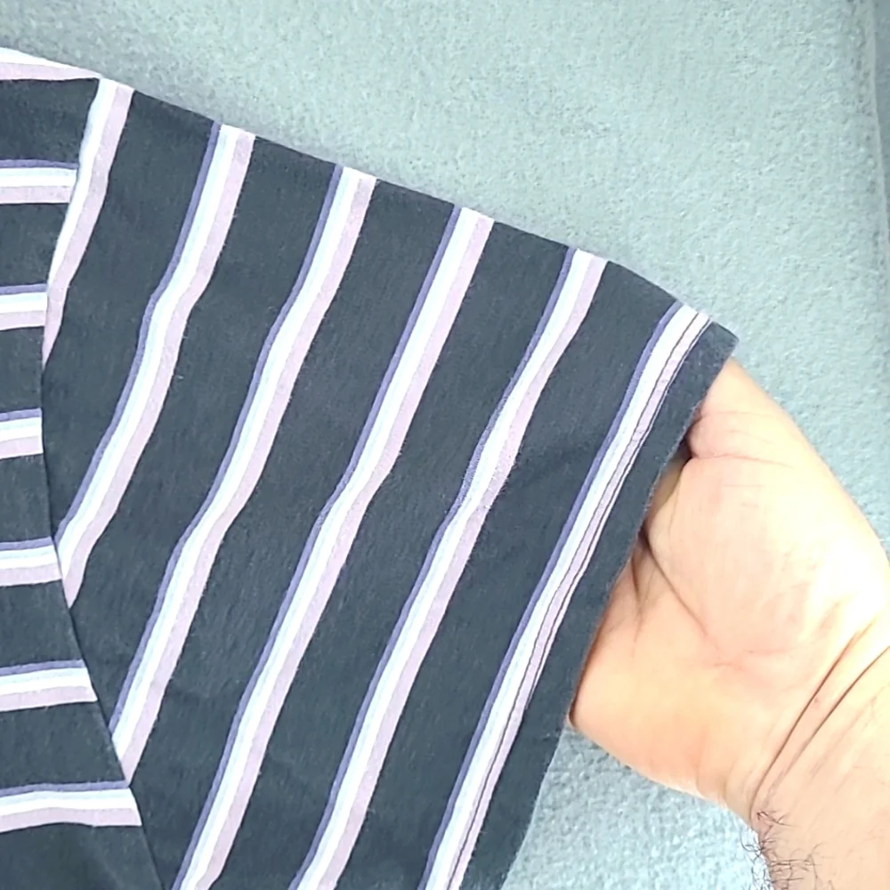 HURLEY Port City Men's Short Sleeve Gray Striped Crew Neck T-Shirt - Size Medium